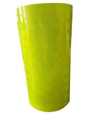 PET Πρισματικό Ανακλαστικό Φιλμ Βινυλίου Ρόλος Οδικής Ασφάλειας Υψηλής Ορατότητας Αυτοκόλλητο Αυτοκόλλητο Ρετρό κίτρινο πράσινο Χρώμα